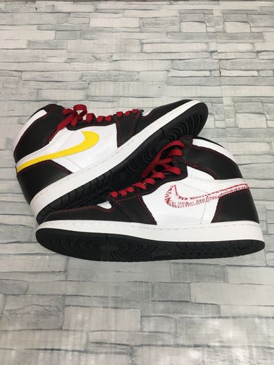 Nike Air Jordan 1 High OG Defiant "Black/Yellow/Gym Red"