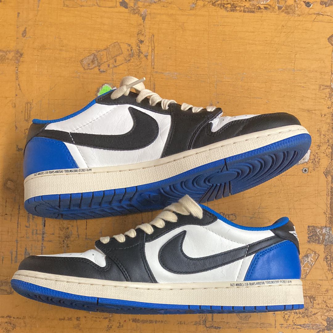 Travis Scott × fragment design × Nike Air Jordan 1 Low OG SP "Military Blue"