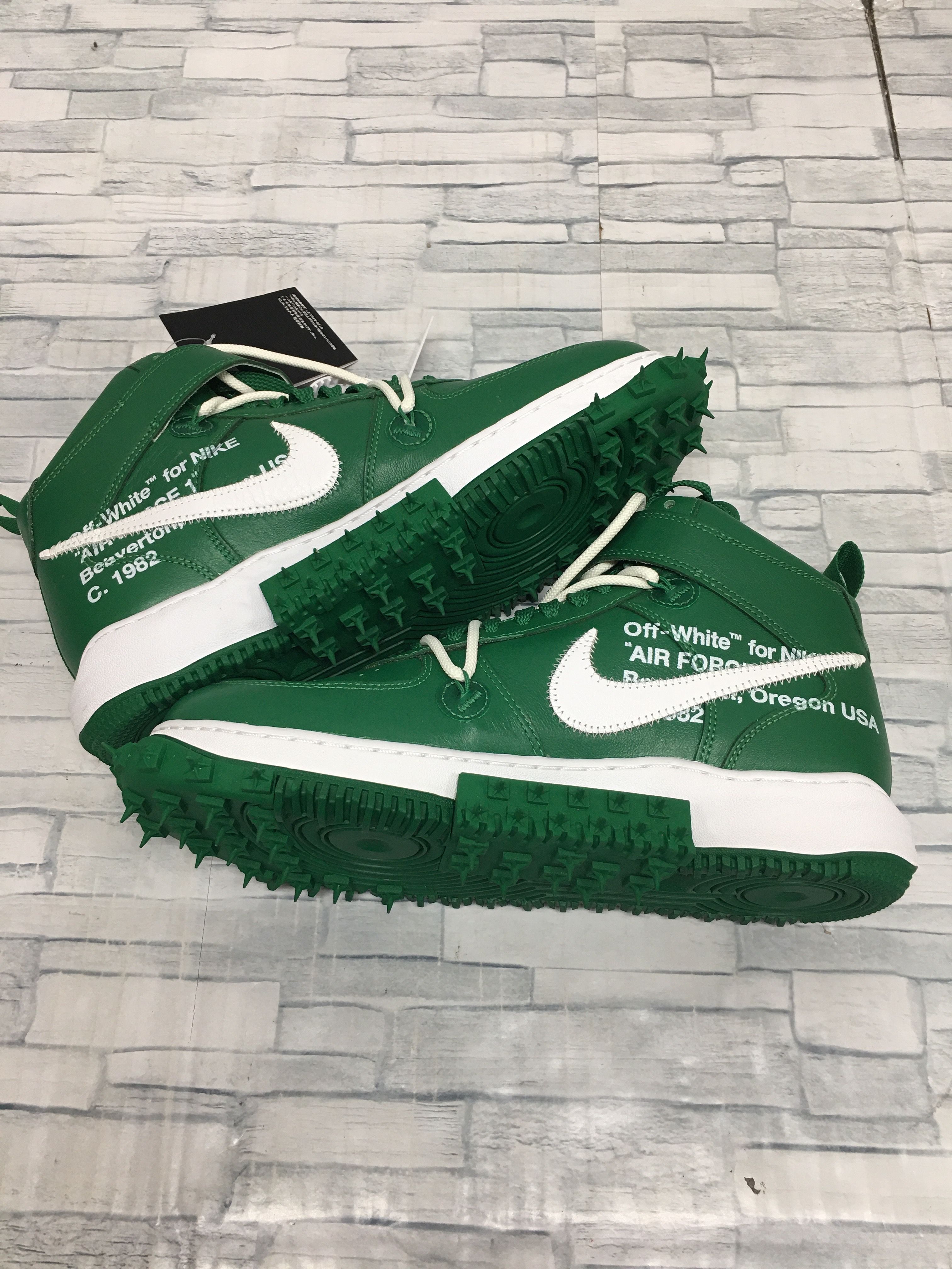 Off-White × Nike Air Force 1 Mid SP LTHR "Pine Green"