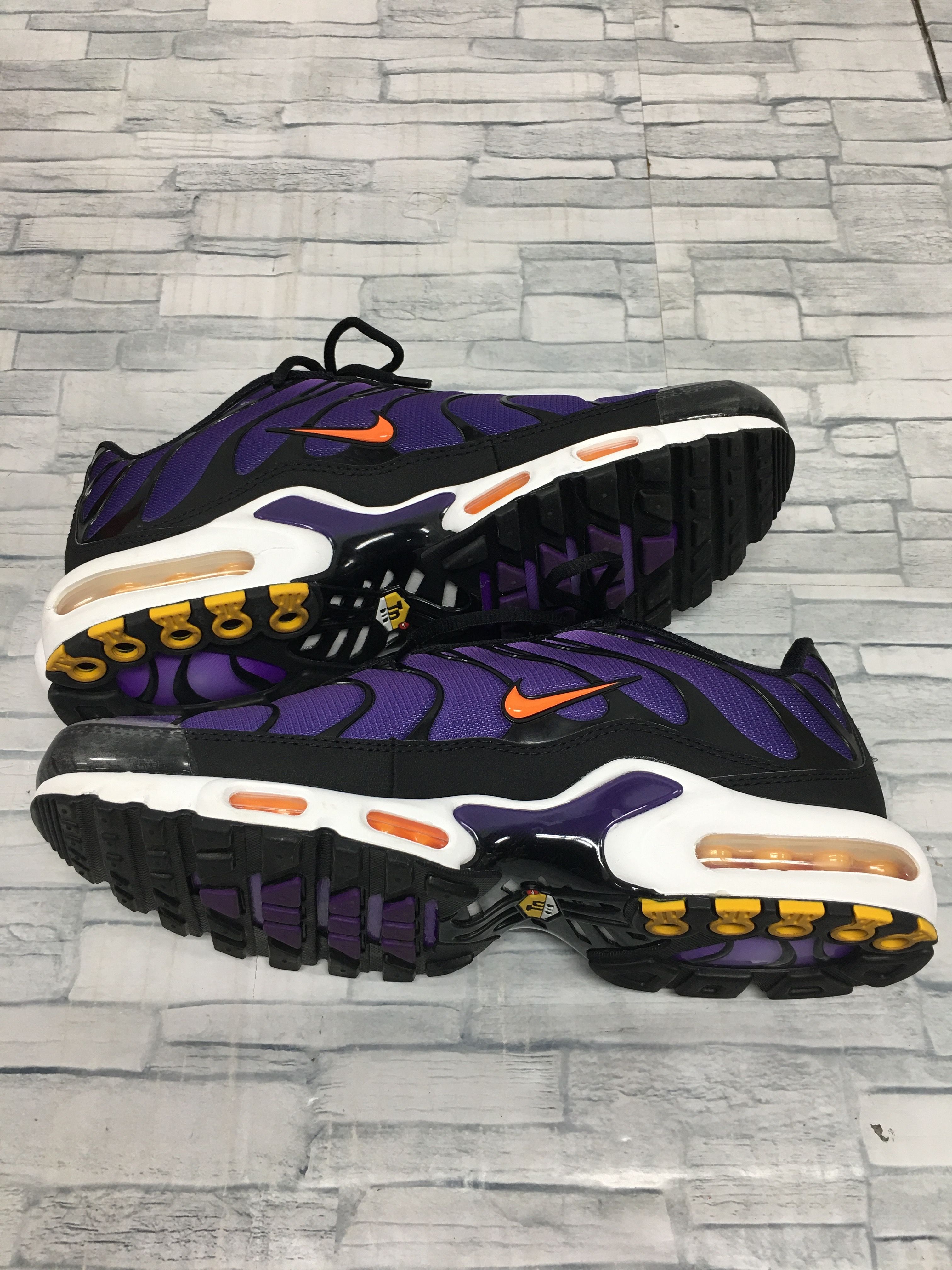 Nike Air Max Plus OG "Voltage Purple"