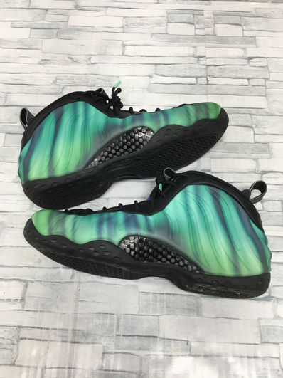 Nike Air Foamposite One Northern Lights "Black/Green Glow-Fias Purple"