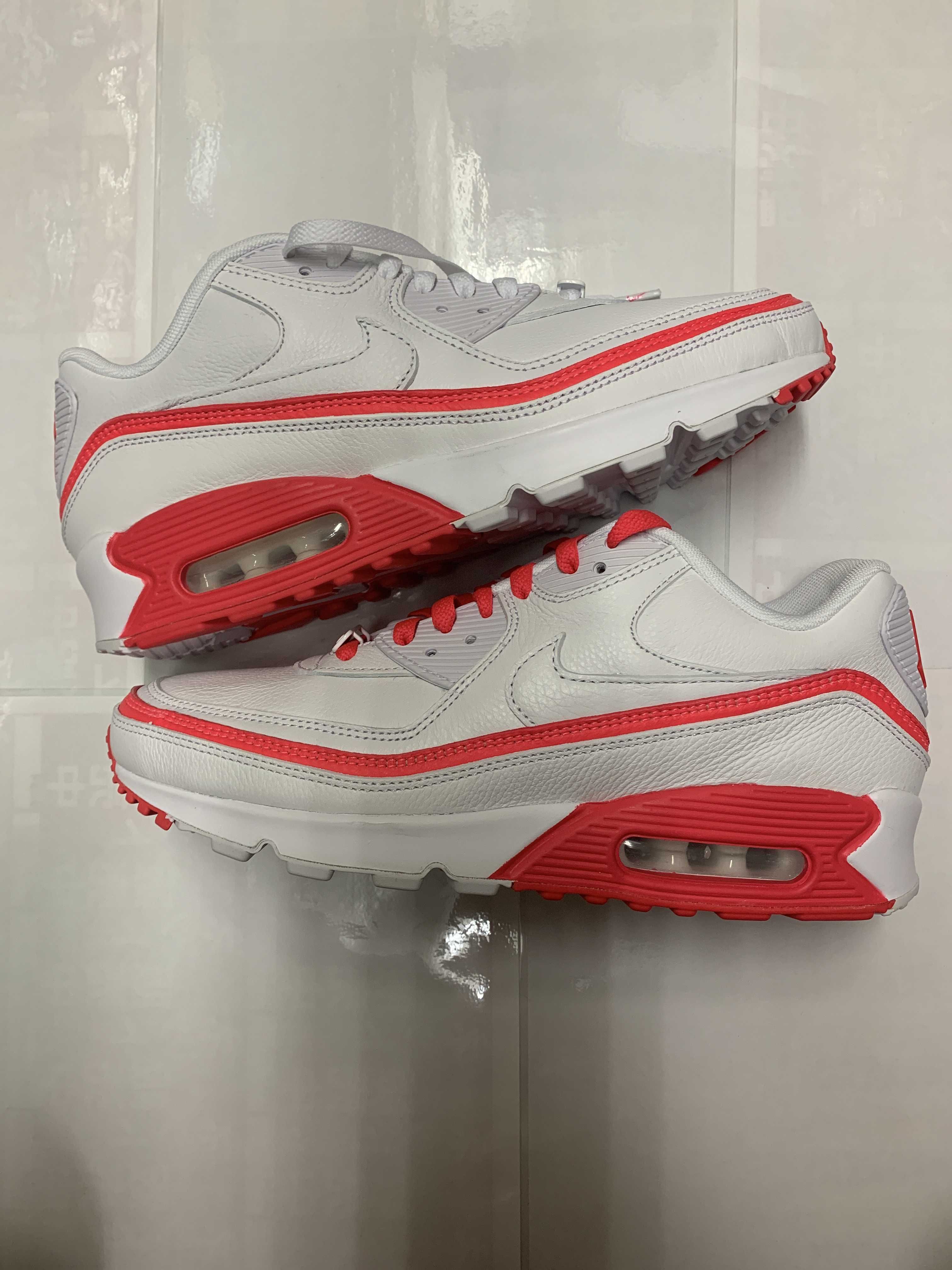 UNDEFEATED × Nike Air Max 90 "White/Red"