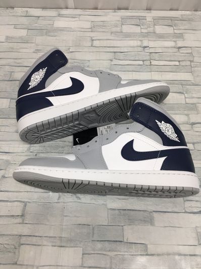 Nike Air Jordan 1 Mid "White/Wolf Grey/Midnight Navy"