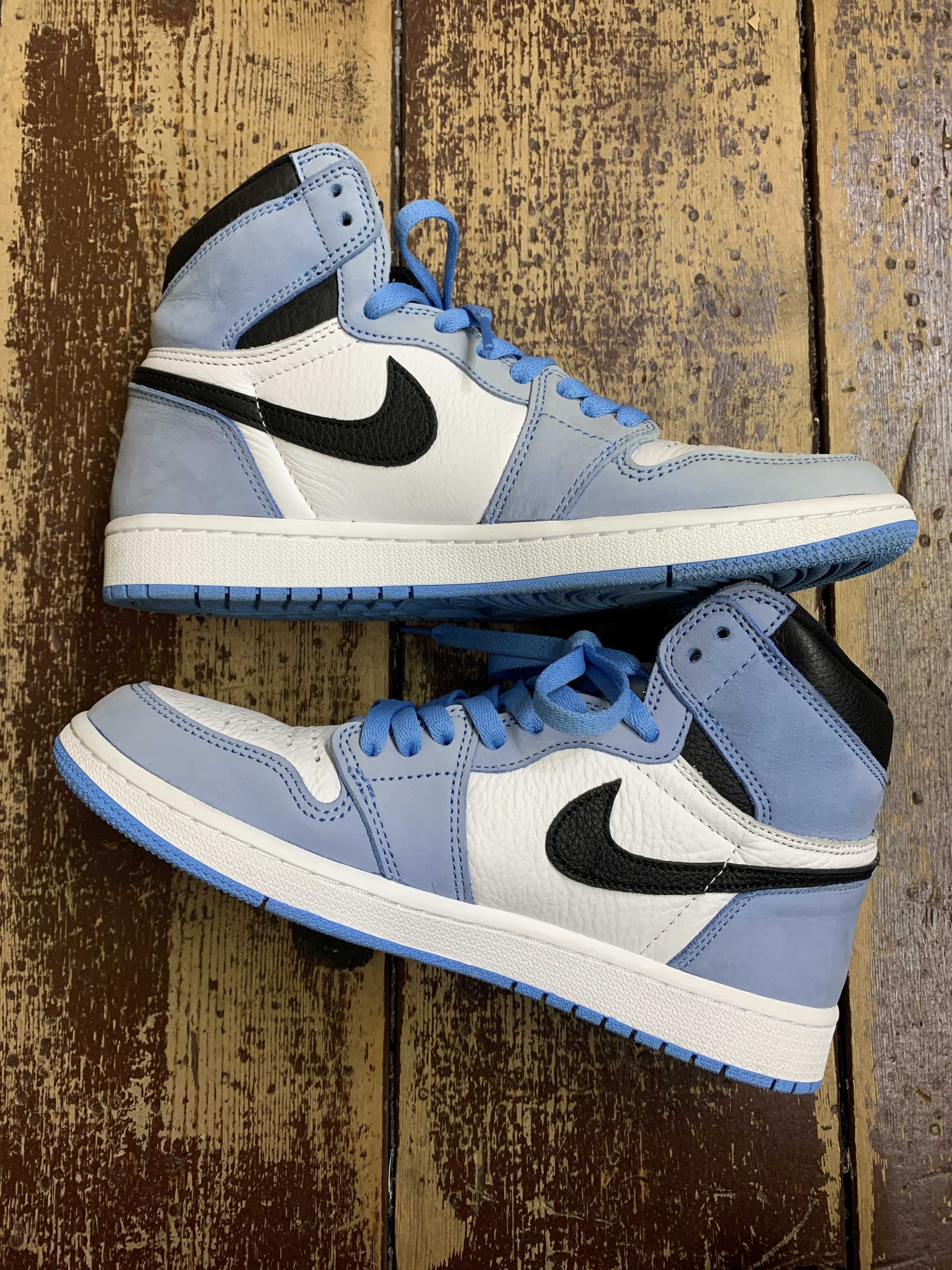 Nike Air Jordan 1 High OG "University Blue"