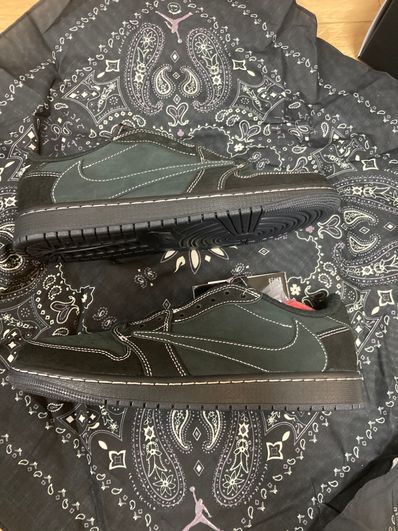 Travis Scott × Nike Air Jordan 1 Low OG SP "Black Phantom"