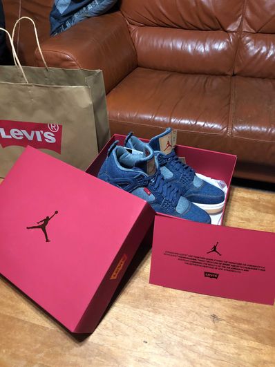 NIKE × LEVI’S AIR JORDAN 4 "DENIM"(タグ:®のみ)