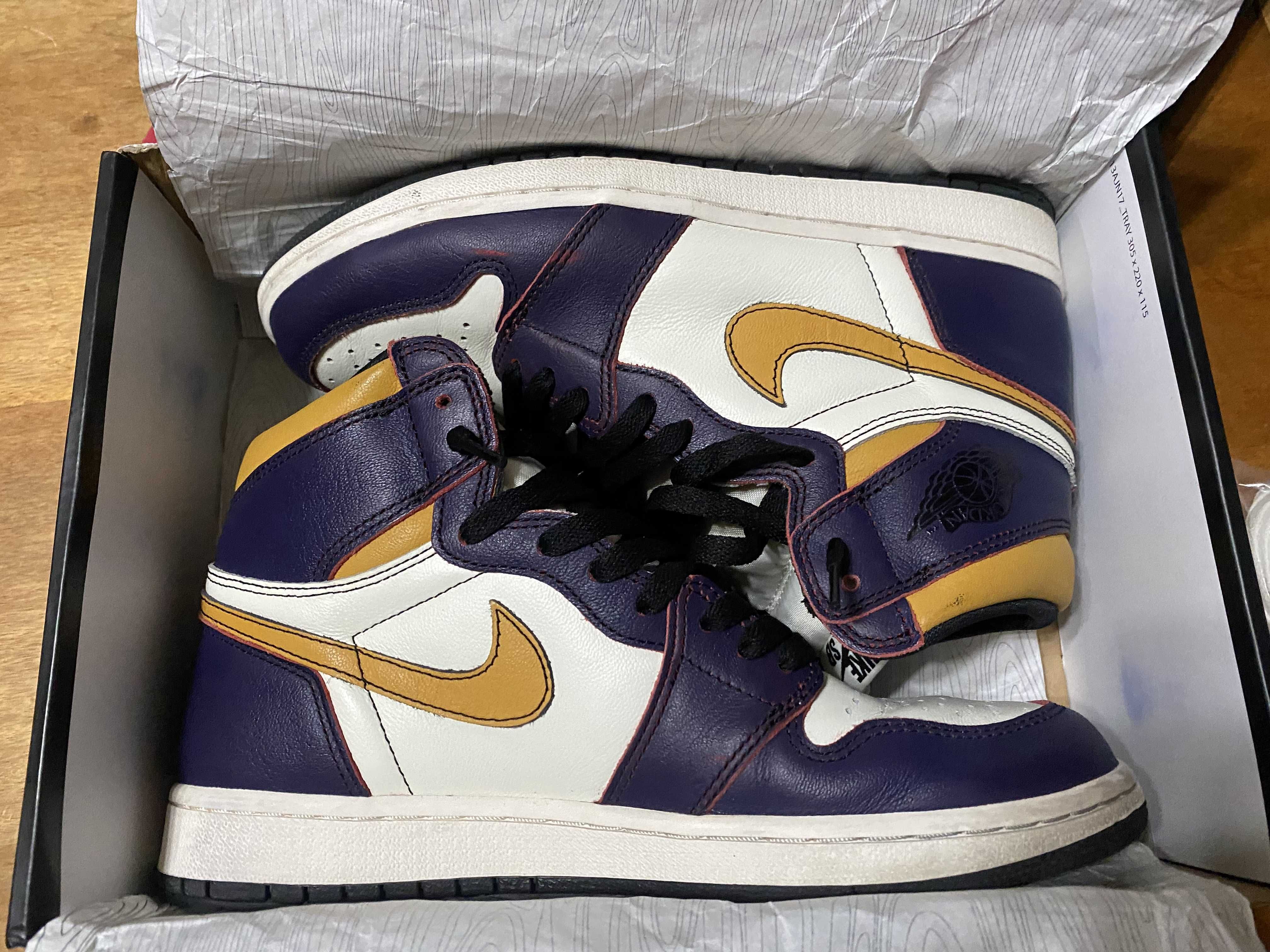 Nike SB × Air Jordan 1 Retro High "La To Chicago"  