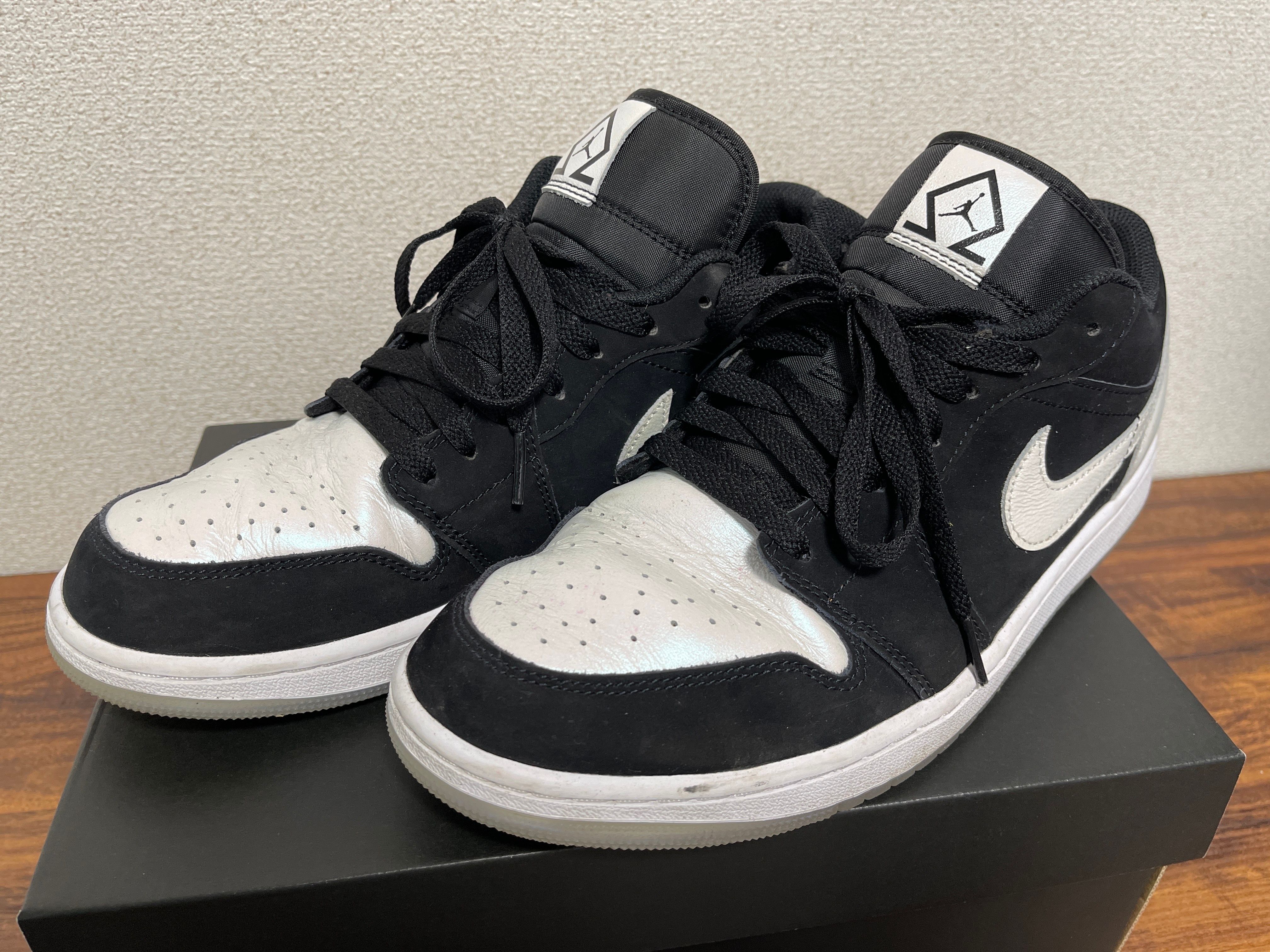 Nike Air Jordan 1 Low "Omega/Black/White"