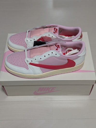 Travis Scott × Nike Air Jordan 1 Retro Low OG "Sail/Tropical Pink"