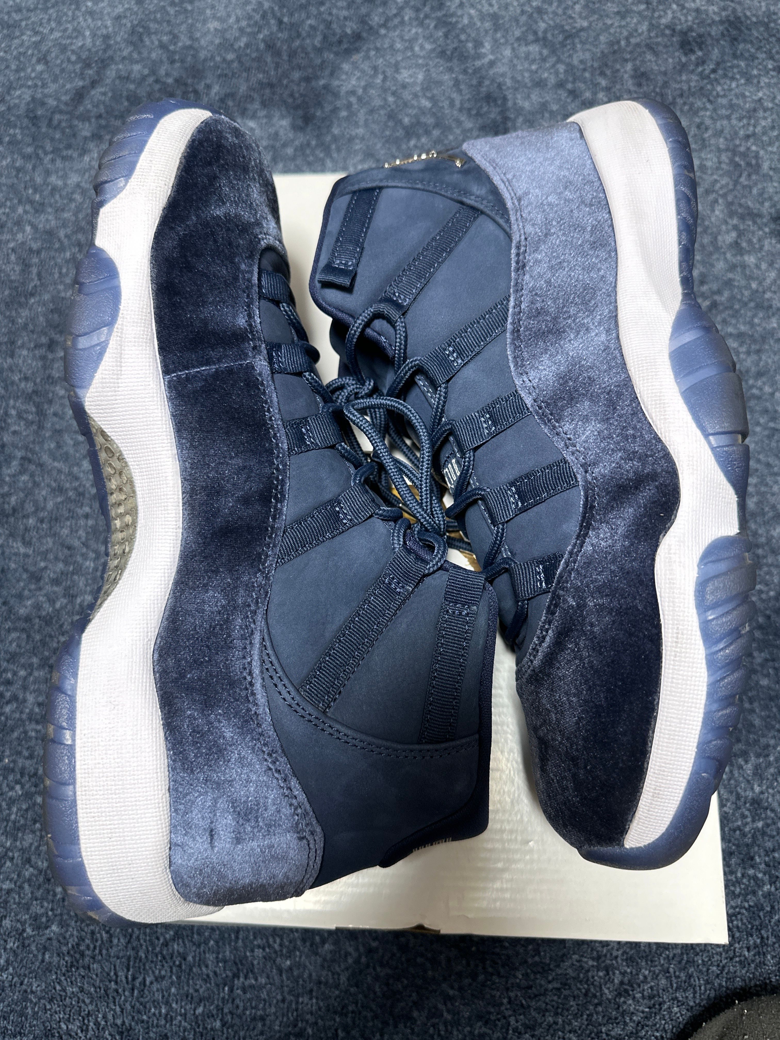 Nike Women's Air Jordan 11 "Midnight Navy"