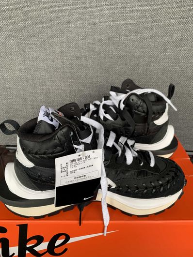 Jean-Paul Gaultier × sacai × Nike Vapor Waffle "Black/Black-White"