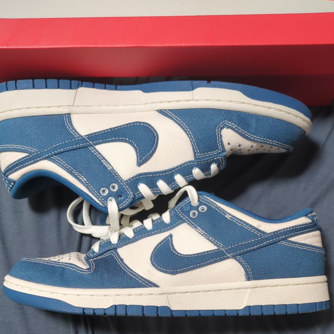 Nike Dunk Low SE "Industrial Blue"