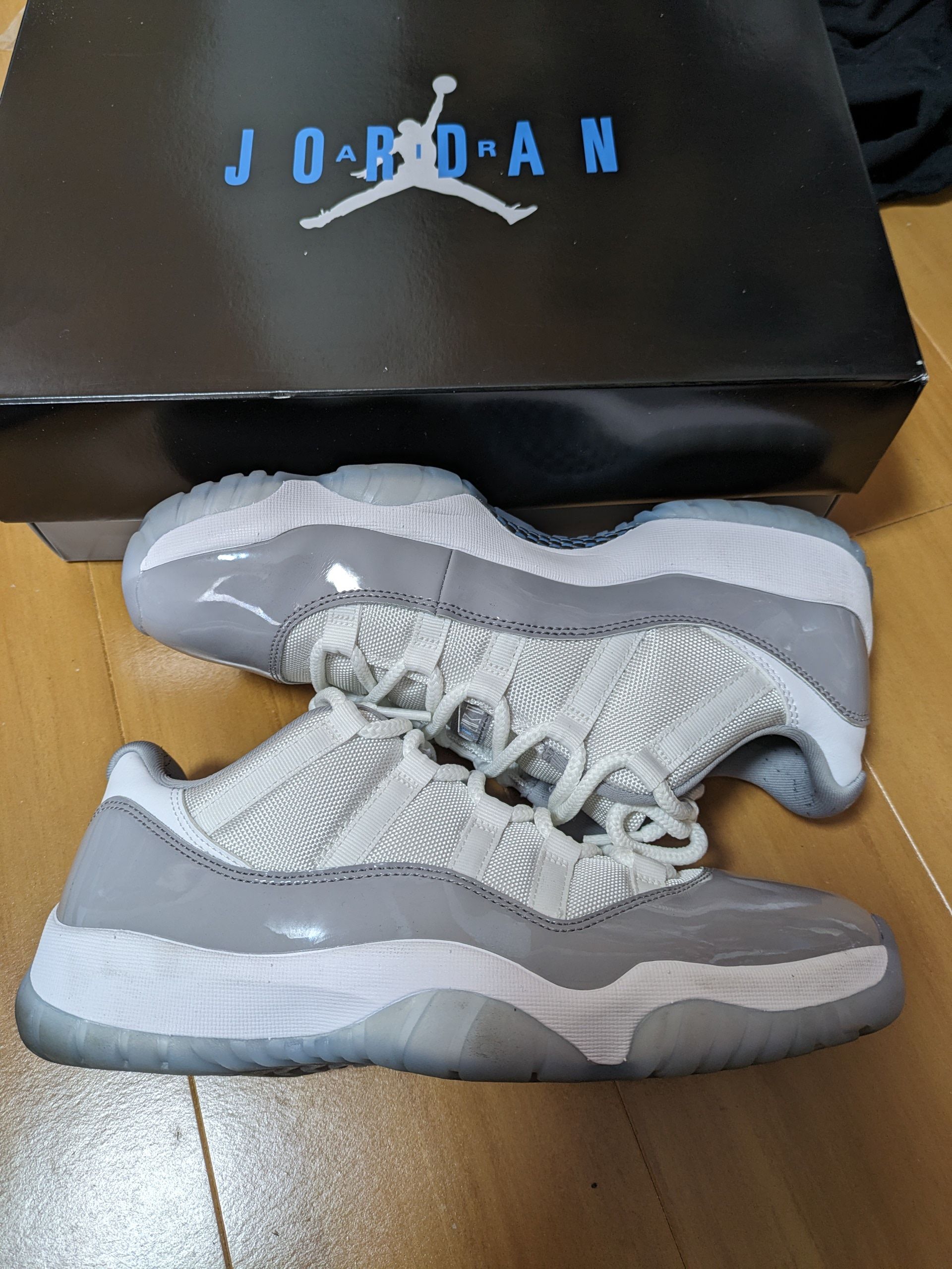 Nike Air Jordan 11 Low "Cement Grey"