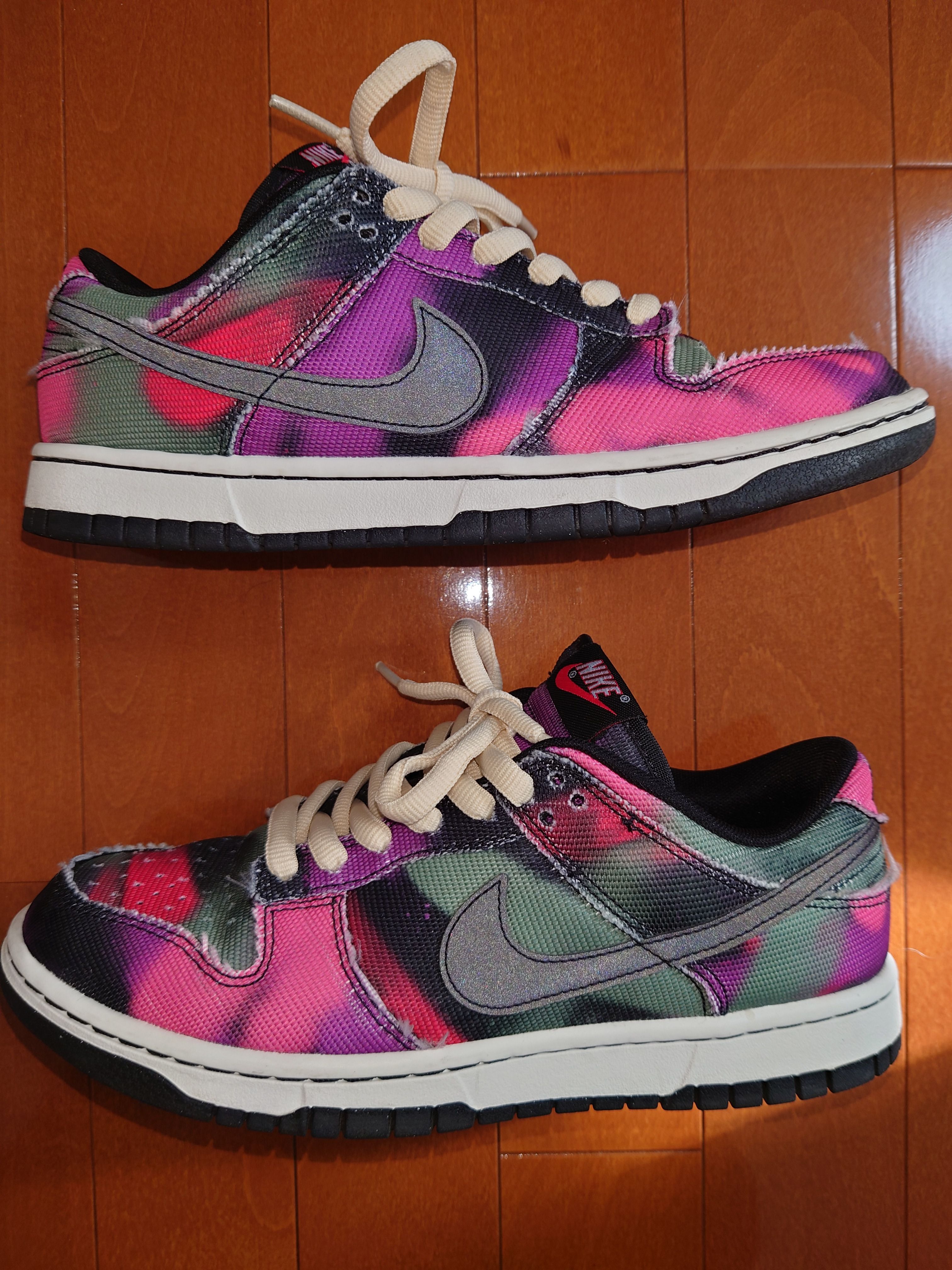 Nike Dunk Low Graffiti "Pink/Black" 
