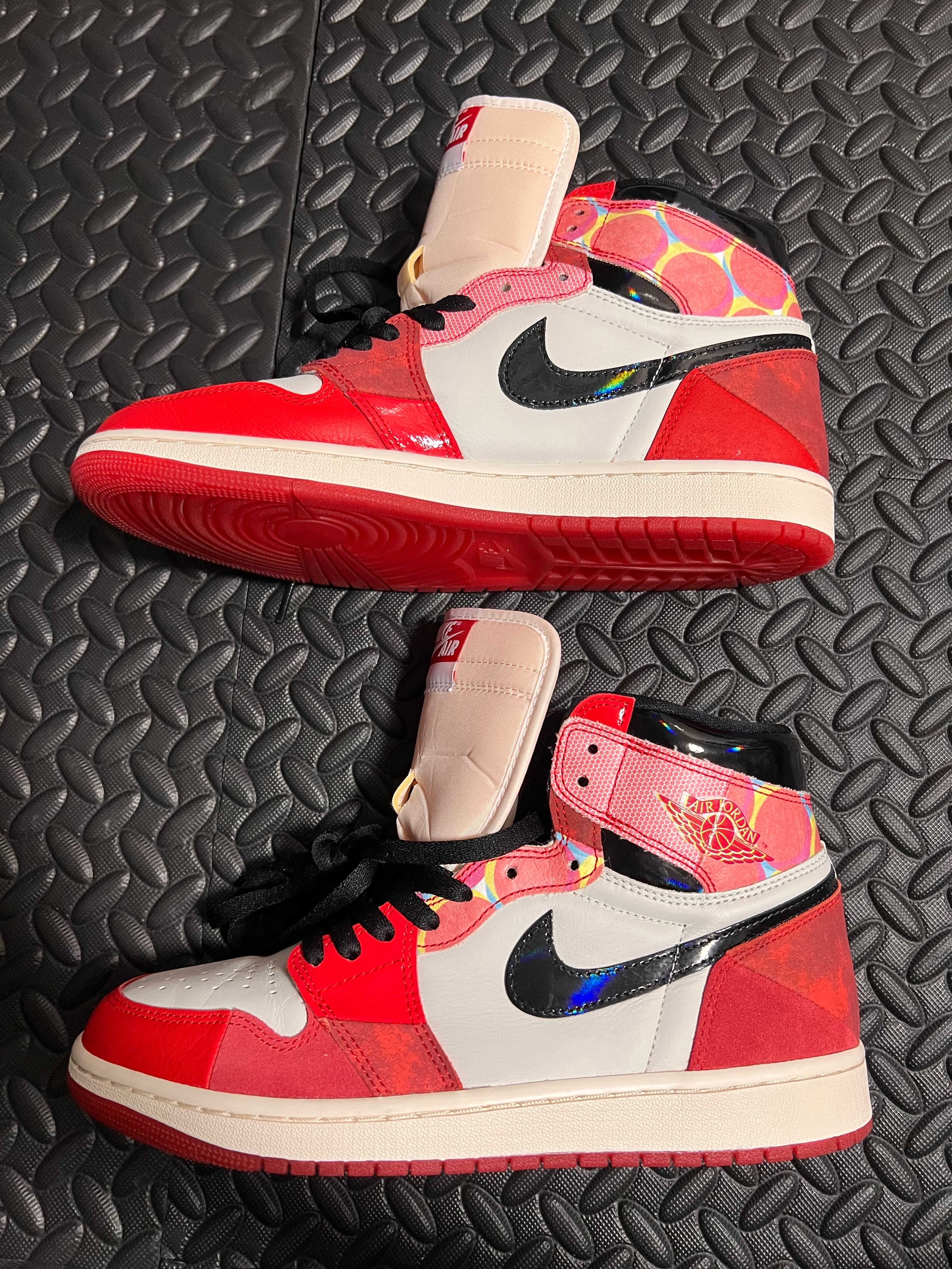 Spider-Man × Nike Air Jordan 1 Retro High OG SP "Spider-Man: Across the Spider-Verse/University Red"