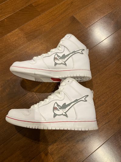 Oski x Nike SB Dunk High "Great White Shark"