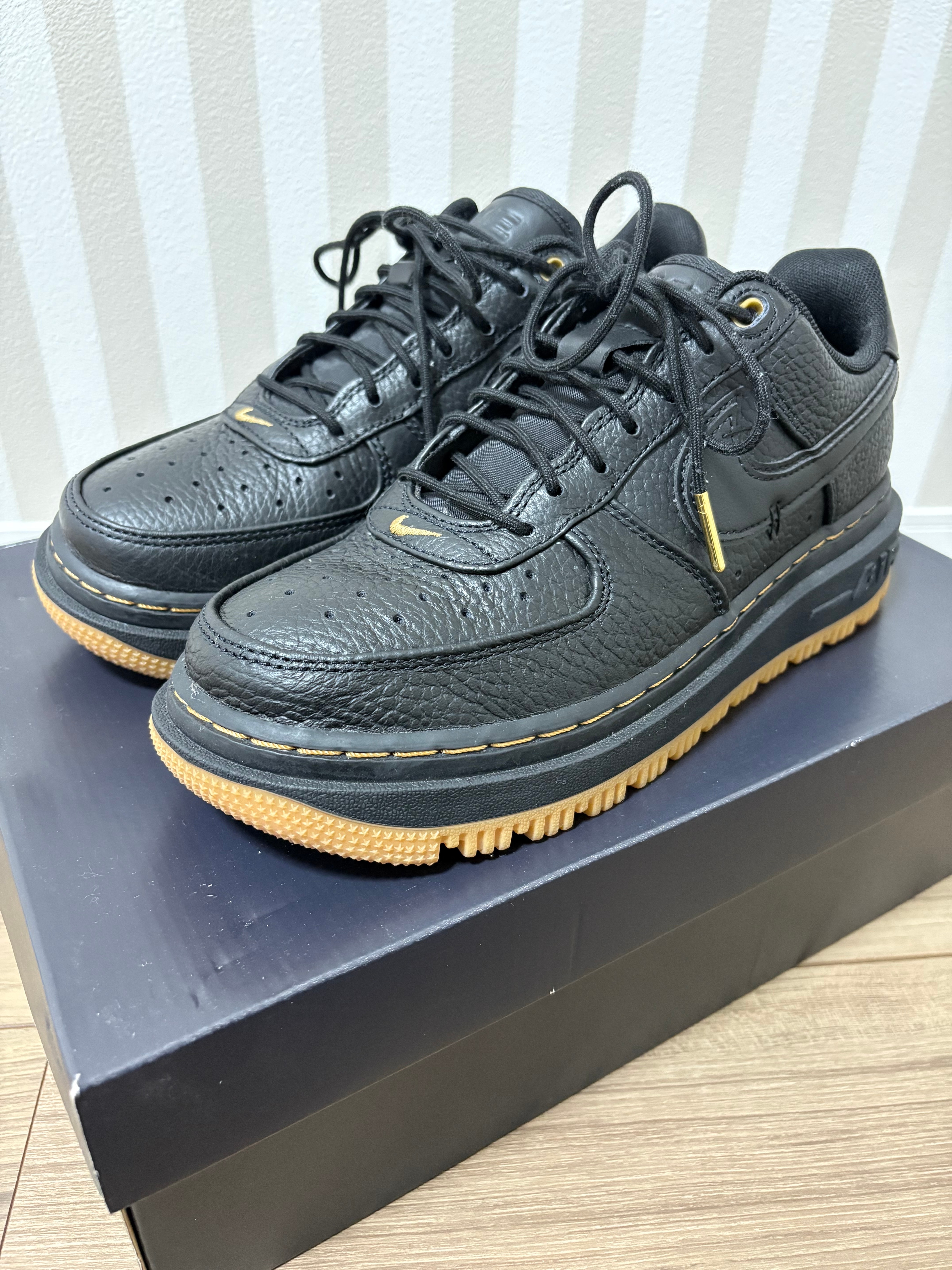 Nike Air Force 1 Low Luxe "Black"