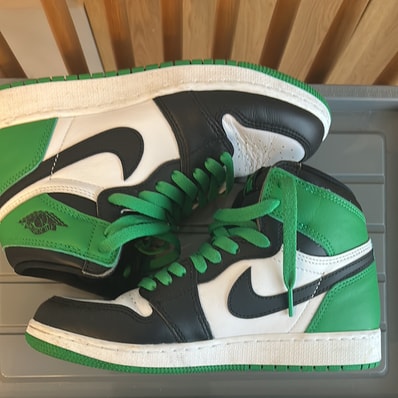 Nike GS Air Jordan 1 Retro High OG "Celtics/Black and Lucky Green" (2023)