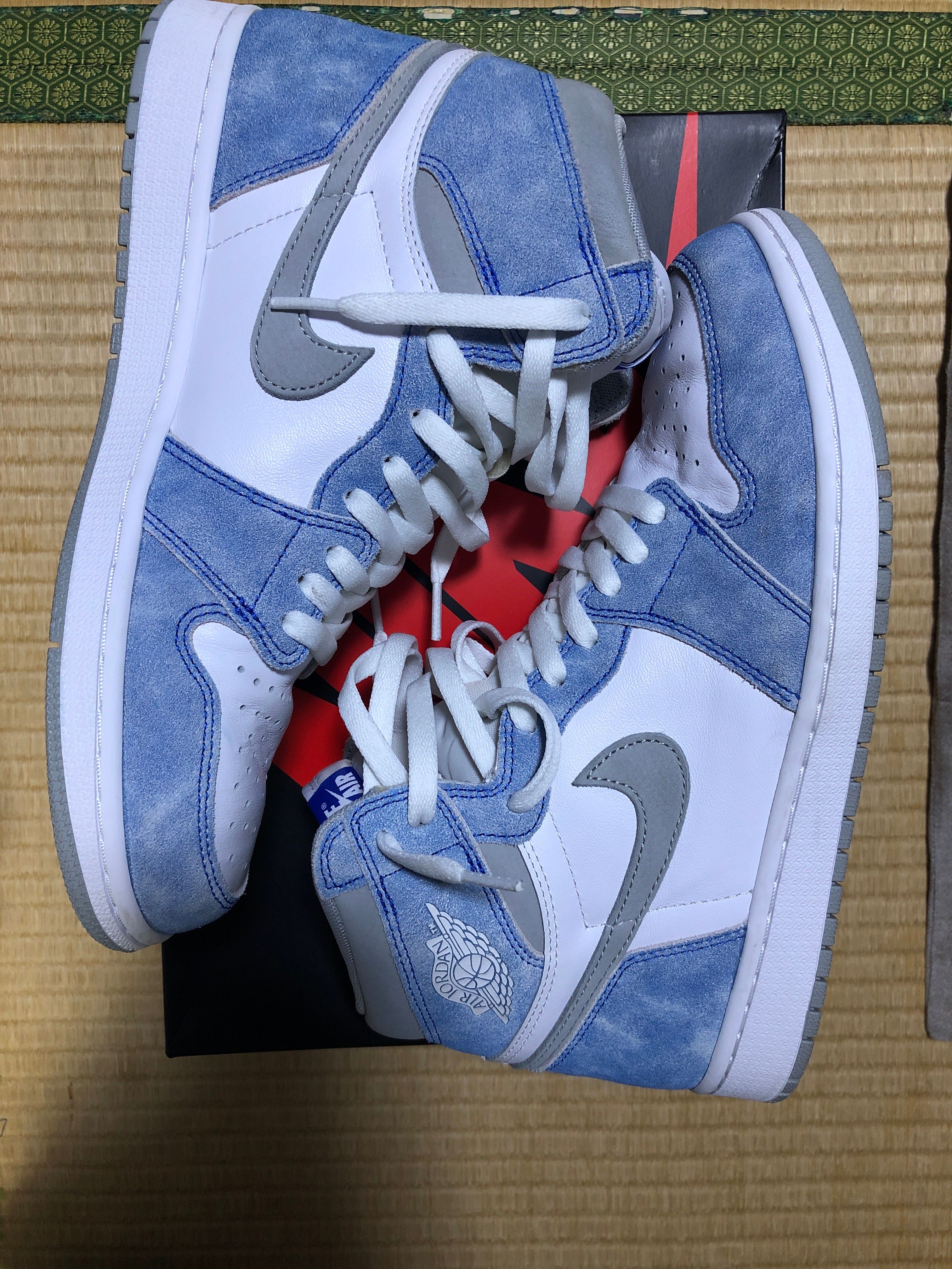 Nike Air Jordan 1 High OG "Hyper Royal"