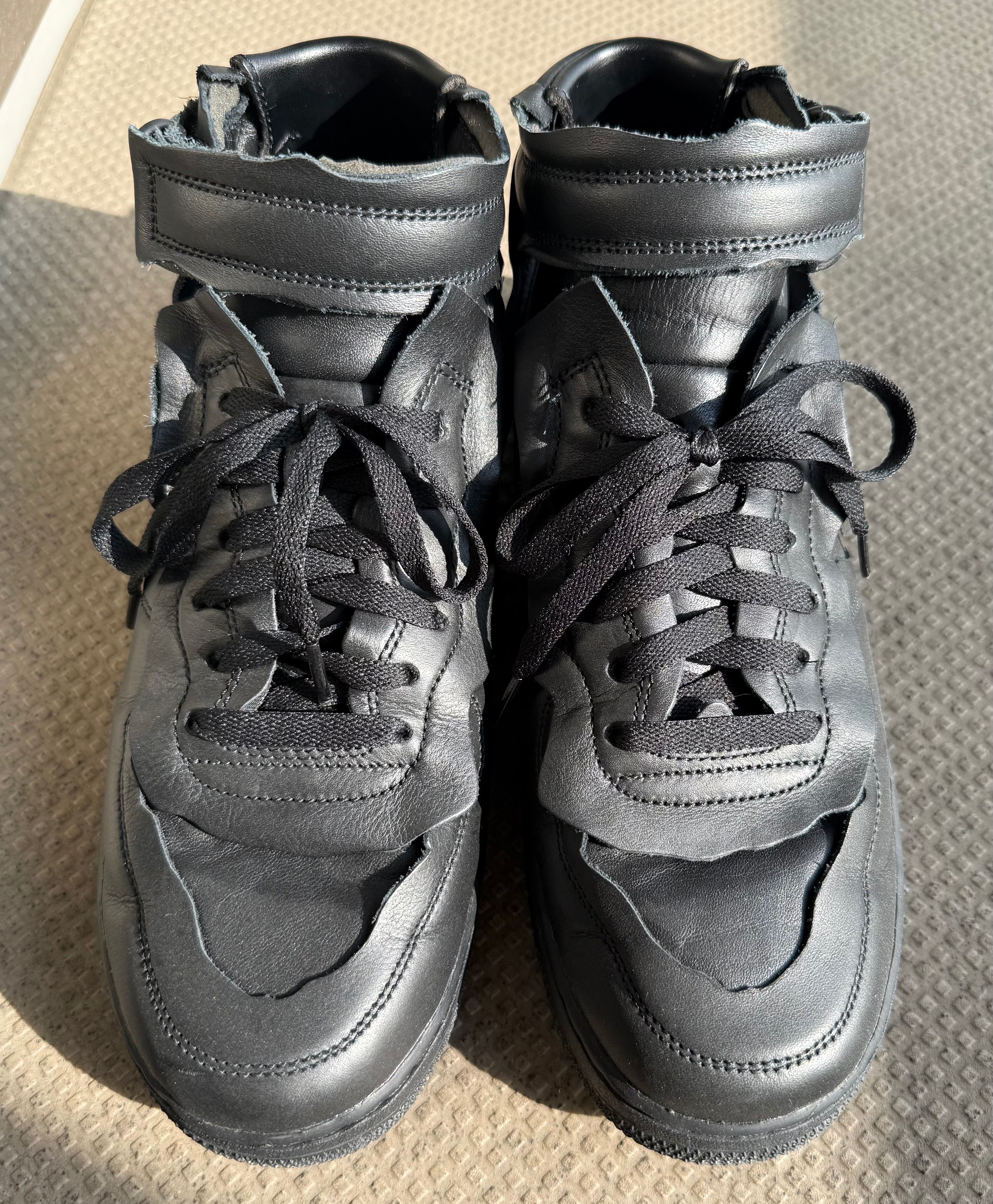 COMME des GARCONS × Nike Air Force 1 Mid "Black"