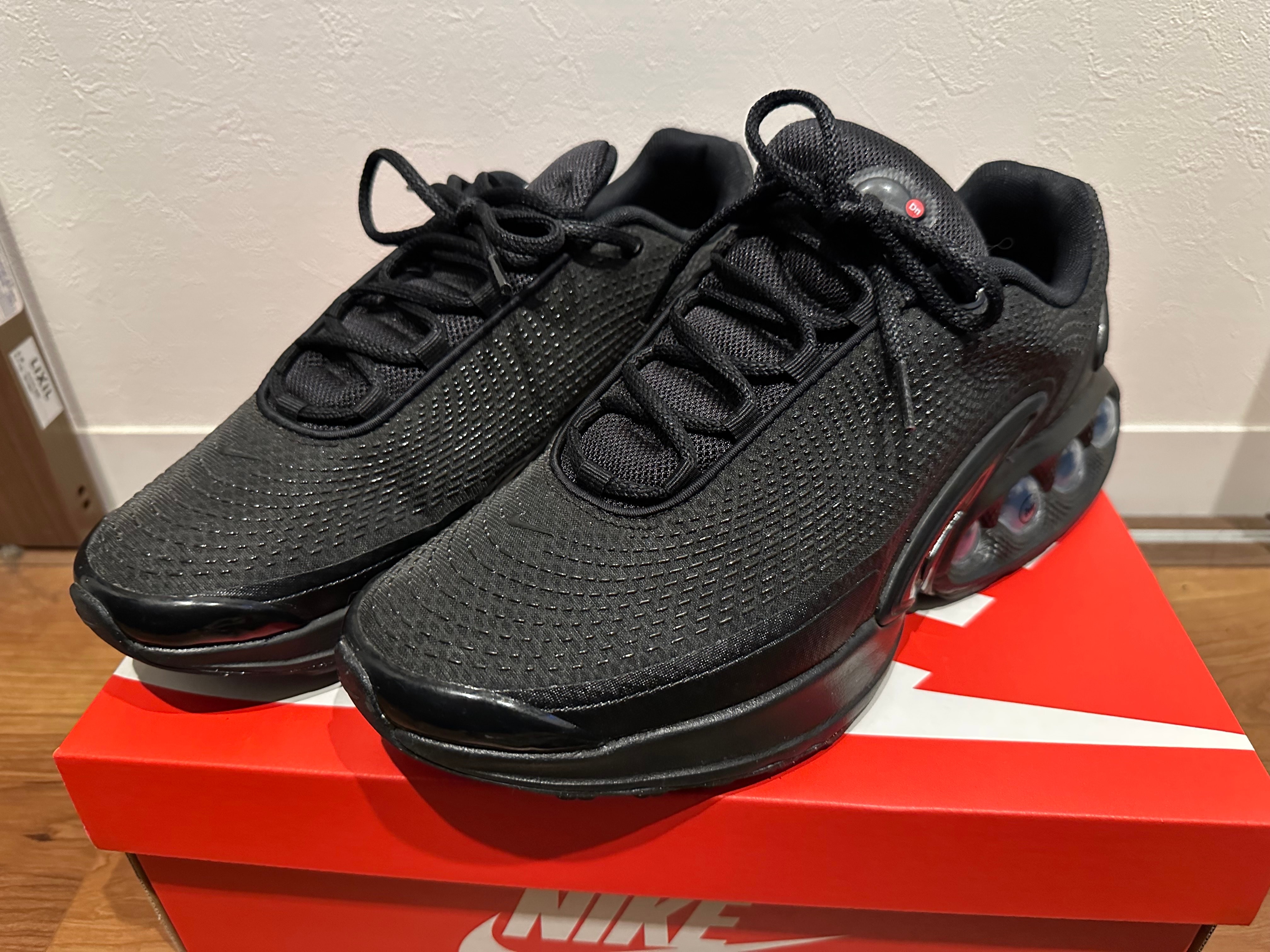 Nike Air Max DN "Black/Metallic Dark Grey"