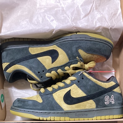 Supreme × Nike SB Dunk Low "Camper Green" (Asia Exclusive) (25FW Week2)