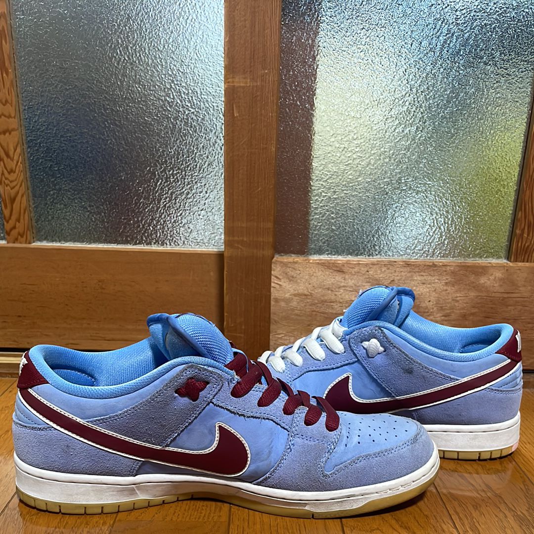 Nike SB Dunk Low Pro "Philadelphia Phillies/Valor Blue and Team Maroon"