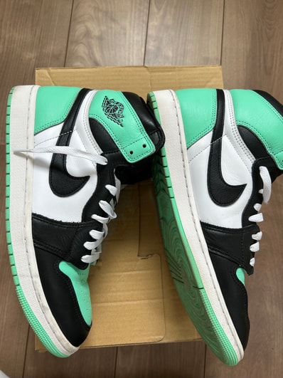 Nike Air Jordan 1 High OG "Green Glow"