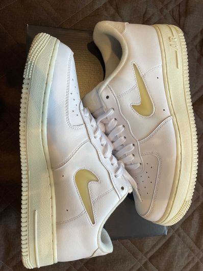 Nike Air Force 1 Low Jewel "Pale Vanilla"