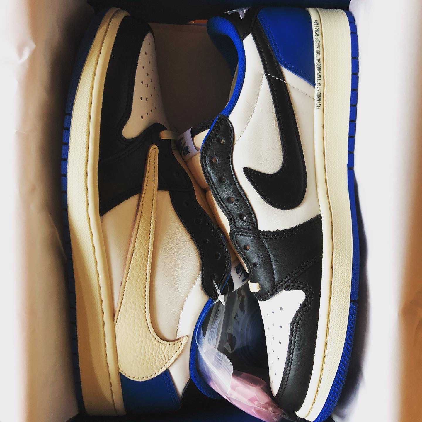 Travis Scott × fragment design × Nike Air Jordan 1 Low OG SP "Military Blue"