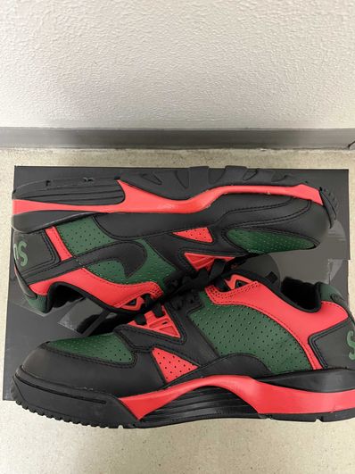 Supreme × Nike Air Cross Trainer 3 Low "Black"