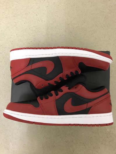 Nike Air Jordan 1 Low "Varsity Red"