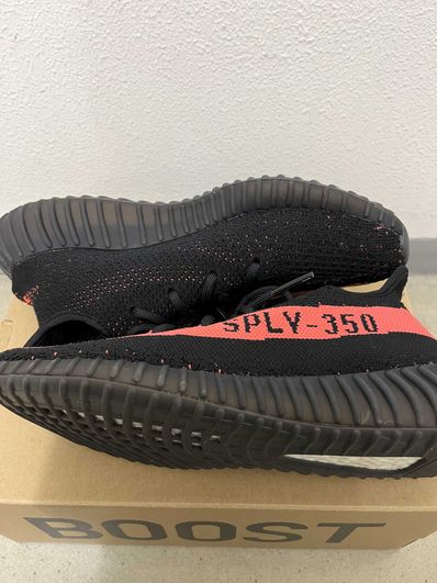 adidas YEEZY Boost 350 V2 "Core Black/Red"