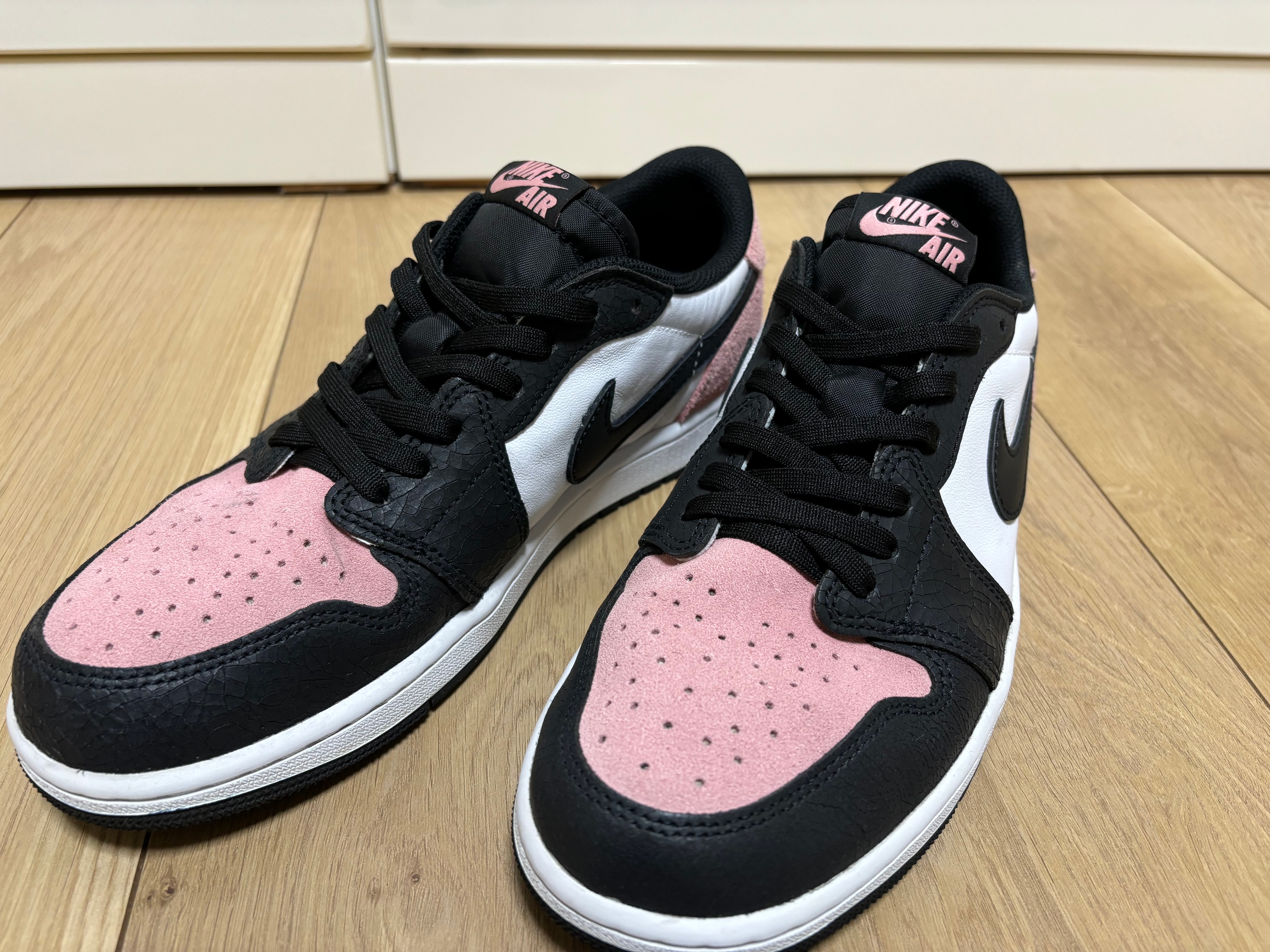 Nike Air Jordan 1 Low OG "Bleached Coral"