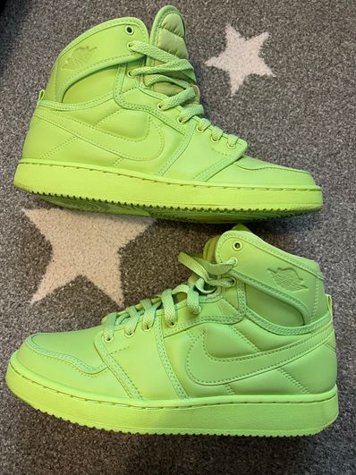 Billie Eilish × Nike WMNS Air Jordan 1 High KO