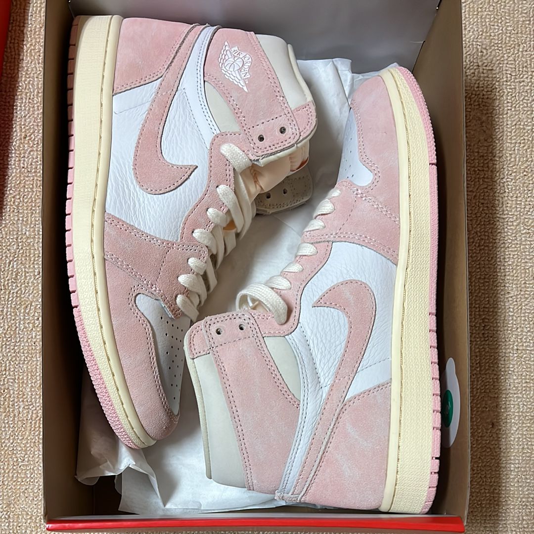 Nike Women's Air Jordan 1 Retro High OG "Washed Pink"