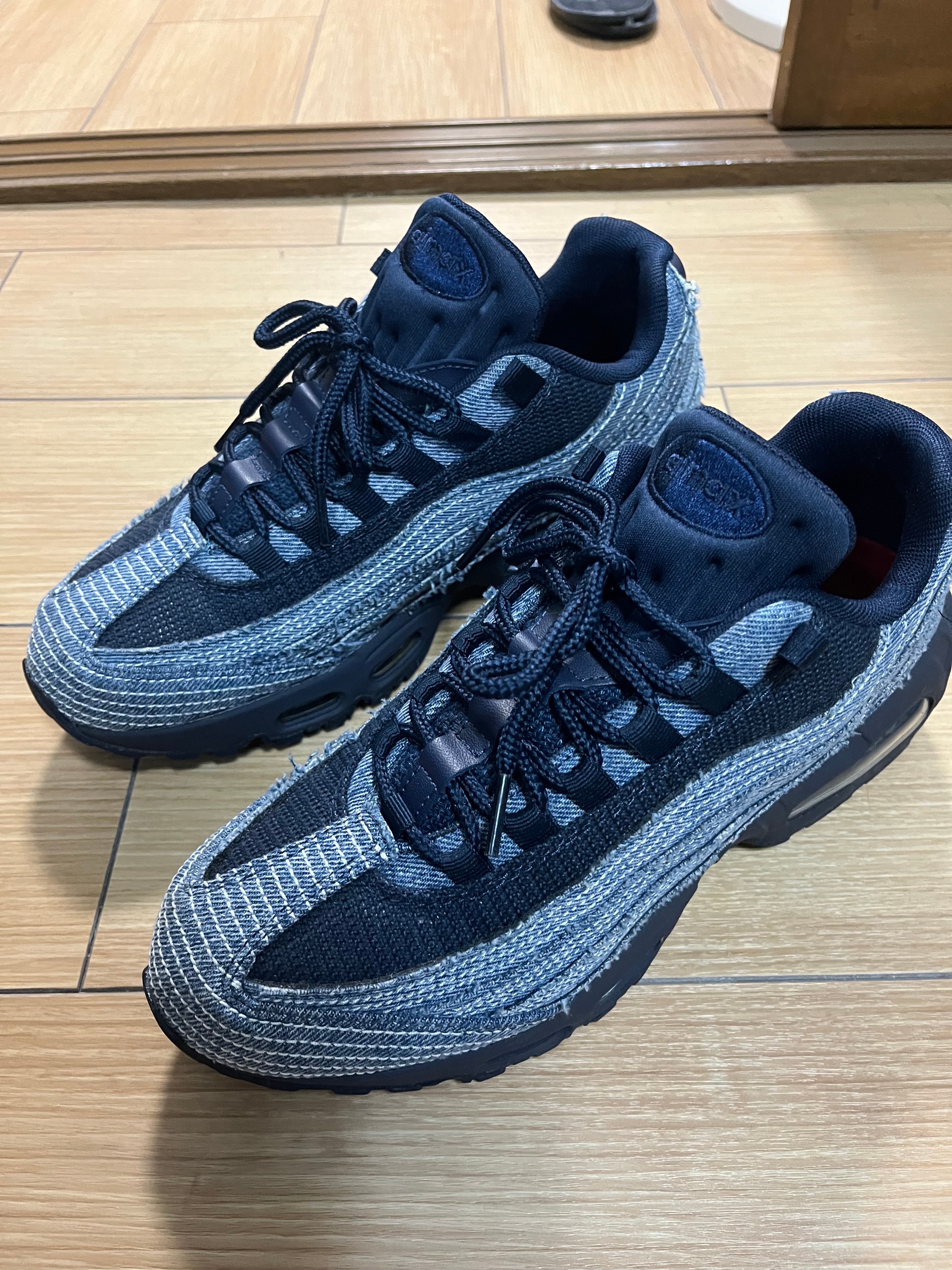 Levi's × Nike Air Max 95 OG "Denim Blue"
