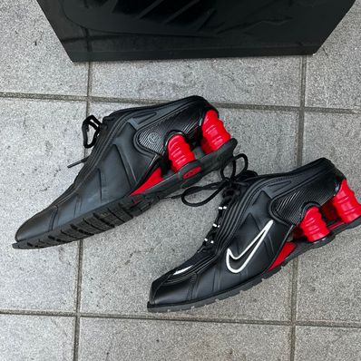 Martine Rose × Nike Women's Shox MR4 "Black/Metallic Silver Comet Red"