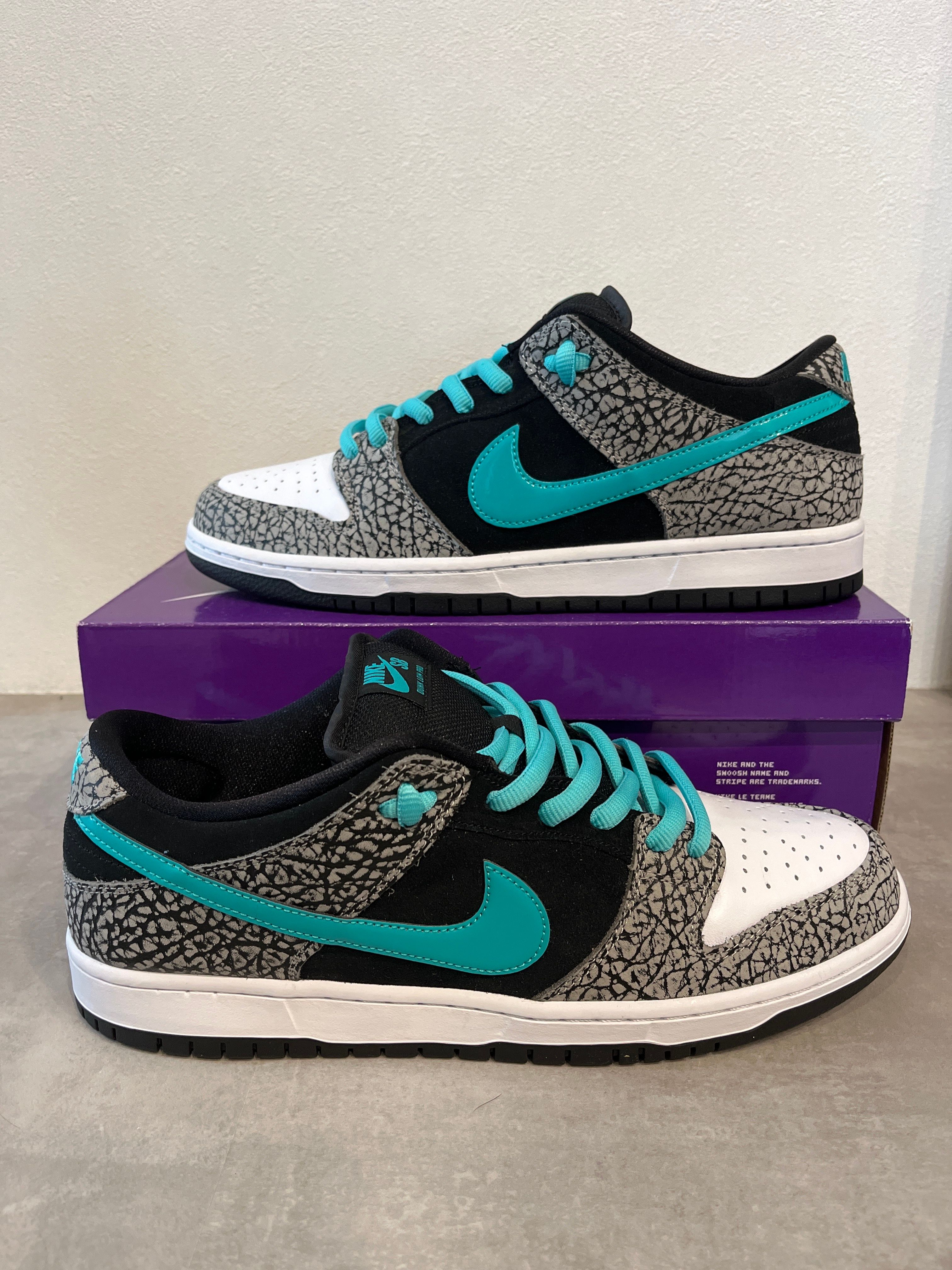 Nike SB Dunk Low "Elephant/Safari"