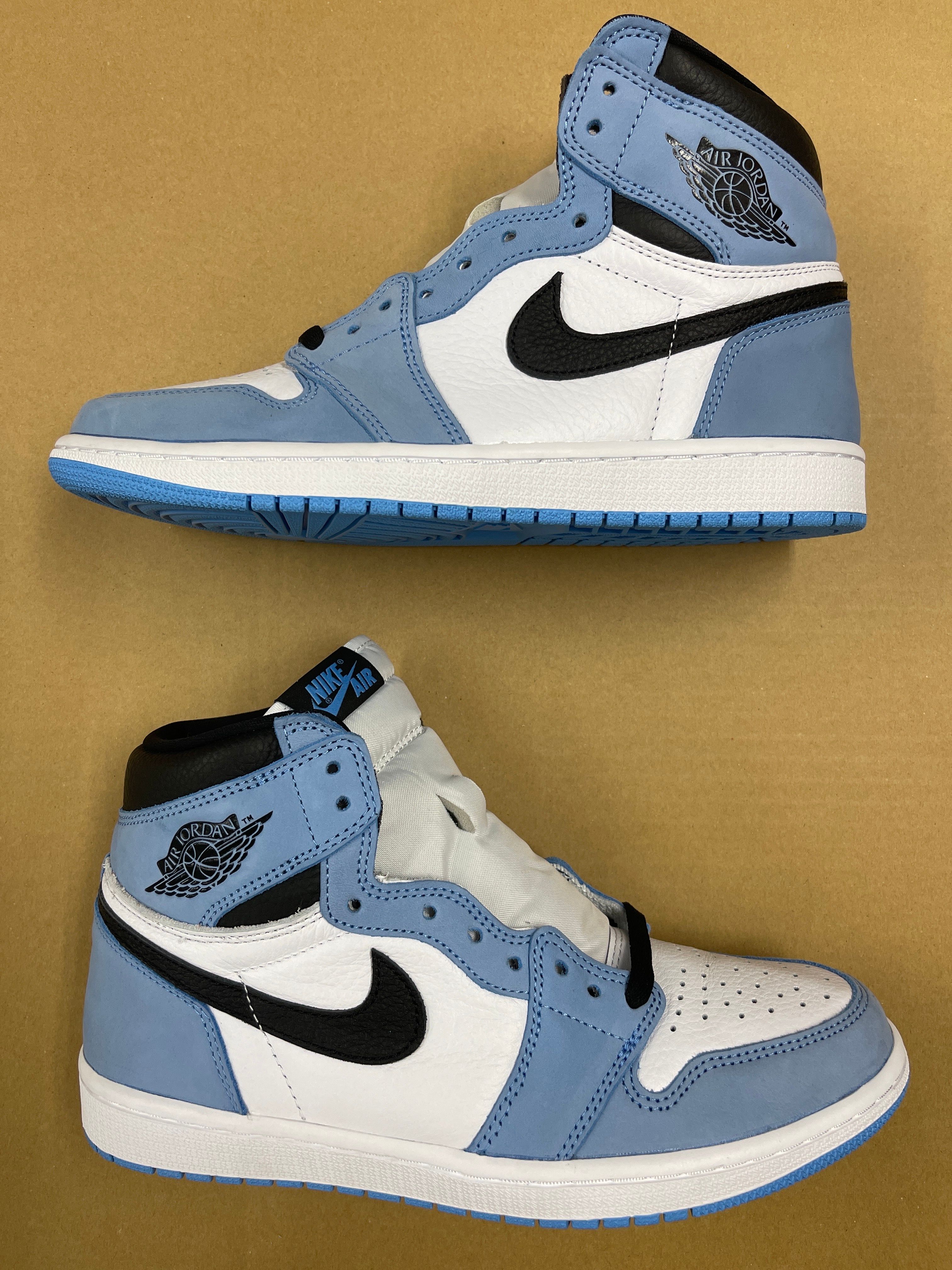 Nike Air Jordan 1 High OG "University Blue"