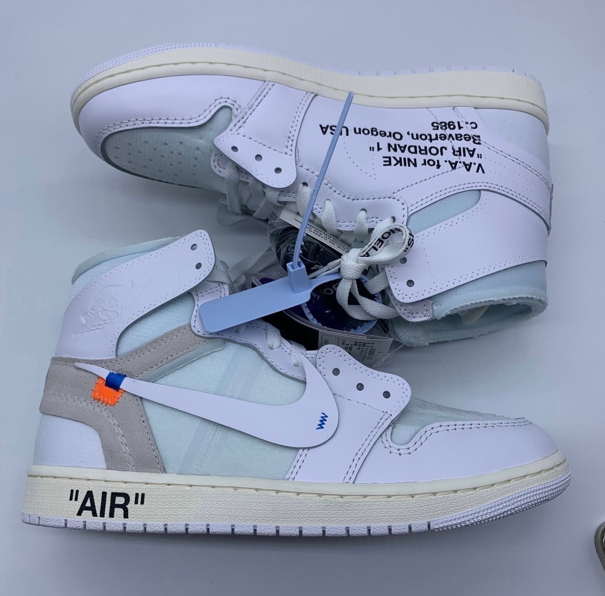 Virgil Abloh Archive (V.A.A.) × Nike Air Jordan 1 Retro High OG "Alaska"