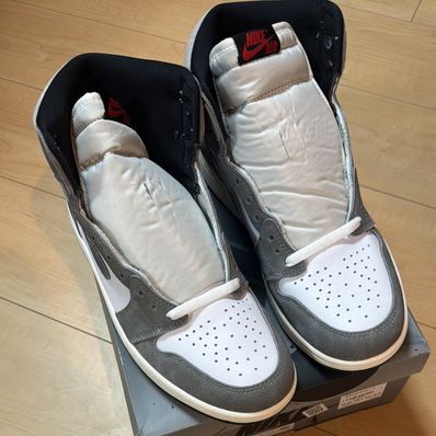 Nike Air Jordan 1 Retro High OG "Black and Smoke Grey"