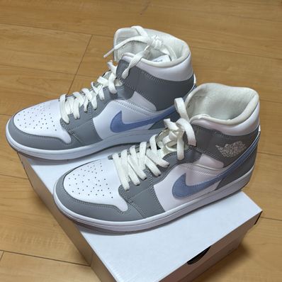 Nike Women's Air Jordan 1 Mid "Wolf Grey"
