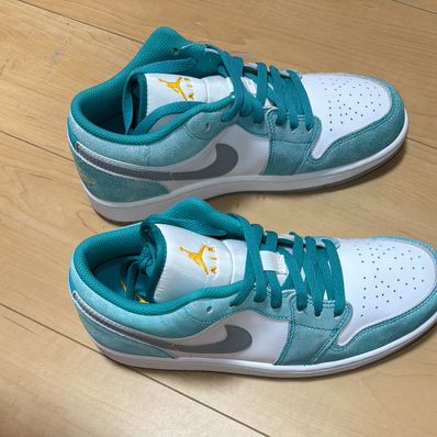 Nike Air Jordan 1 Low SE "New Emerald"