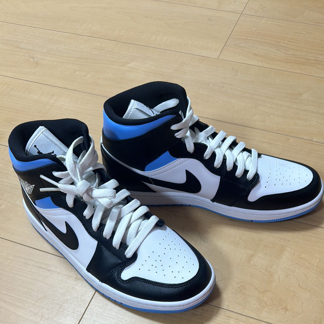 Nike Women's Air Jordan 1 Mid "Black/University Blue"