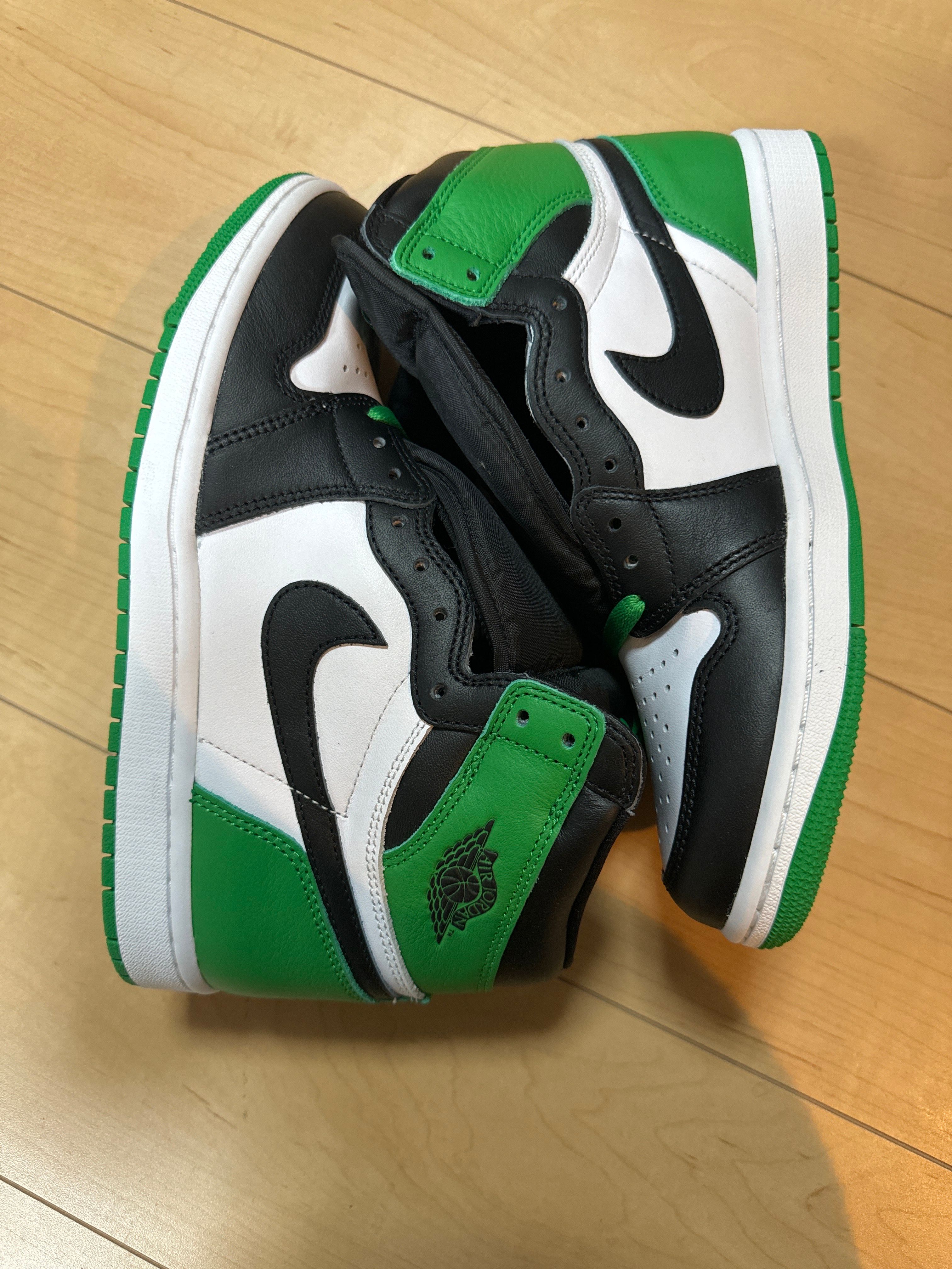 Nike Air Jordan 1 Retro High OG "Celtics/Black and Lucky Green" (2023)