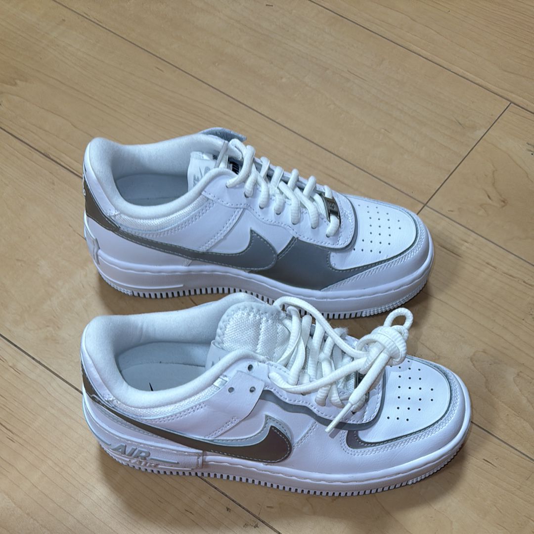 Nike Women's Air Force1 Shadow "White/Metalic Silver"