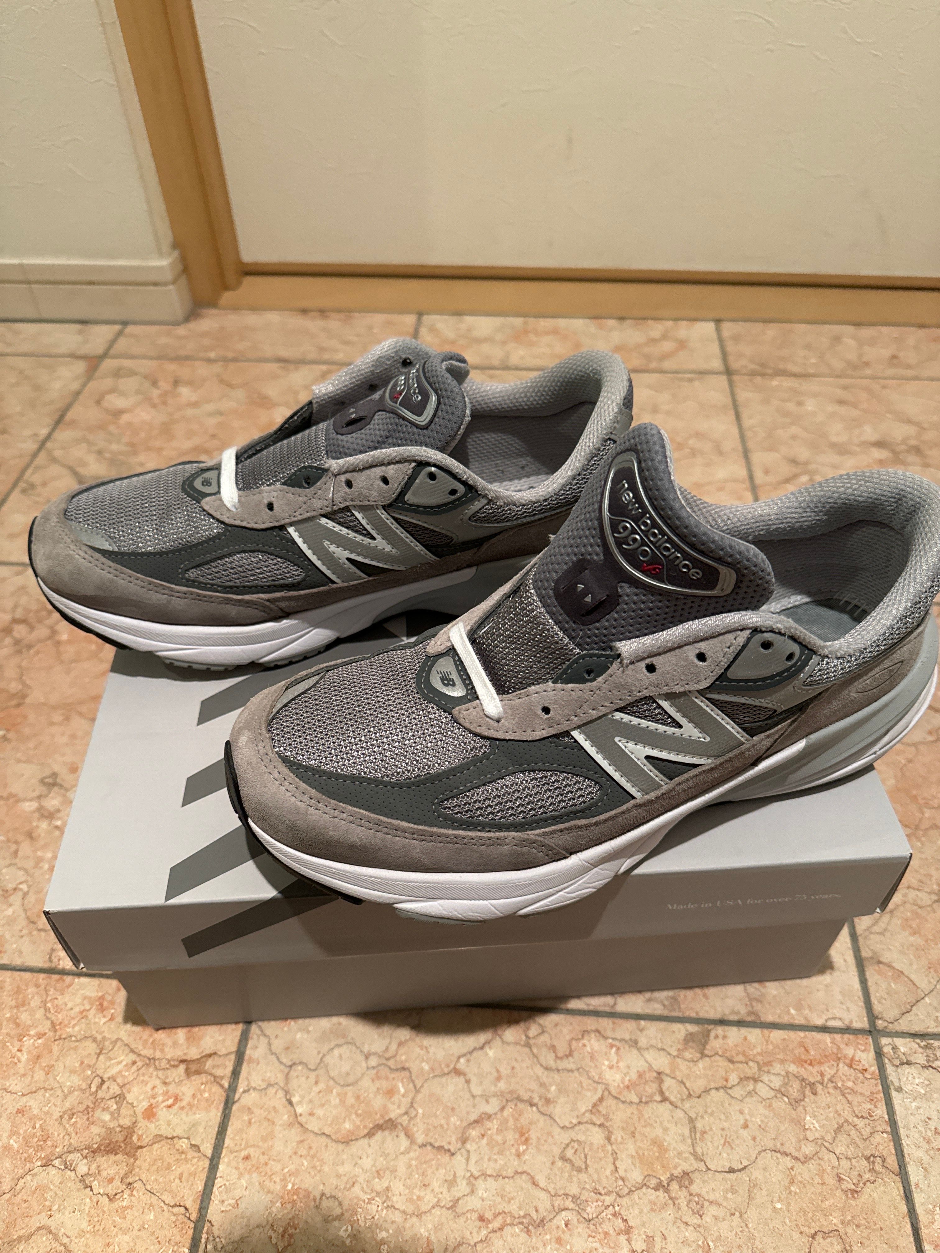 New Balance 990V6 "Gray" (Heel Logo NB)