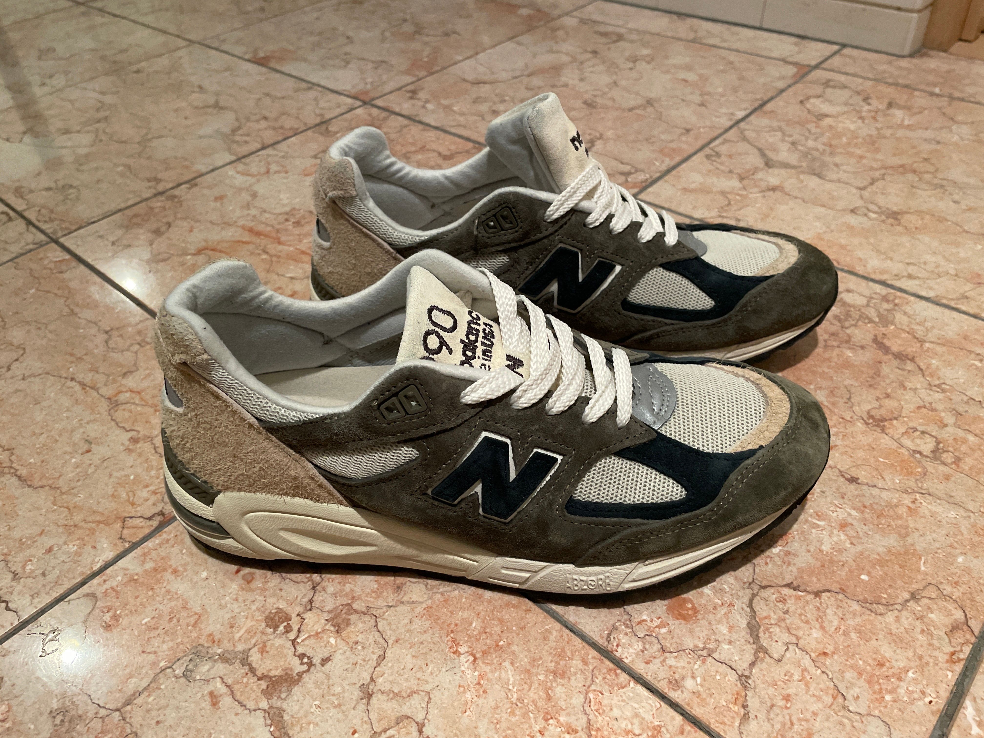 New Balance 990V2 "Olive Suede"