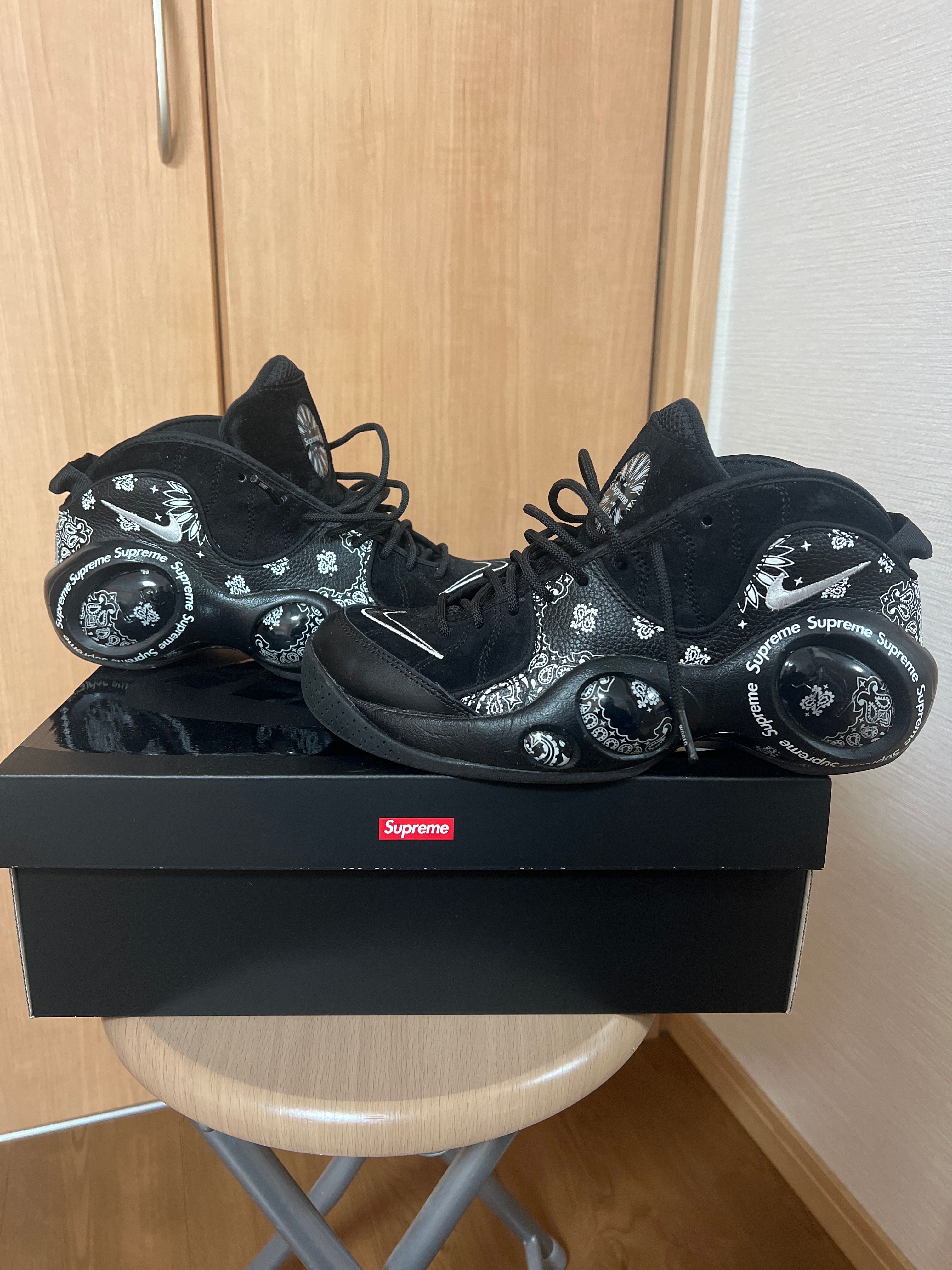 Supreme × Nike Air Zoom Flight 95 SP "Black/White"